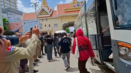 泰国电诈团伙在柬覆灭 43人落网2人竟是通缉犯-彩票技巧-彩票交流-彩票策略